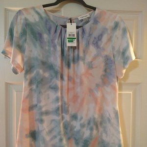 Calvin Klein short sleeve top - NWT - size large